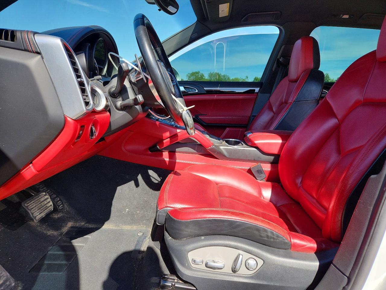 2016 Porsche Cayenne - Image 7