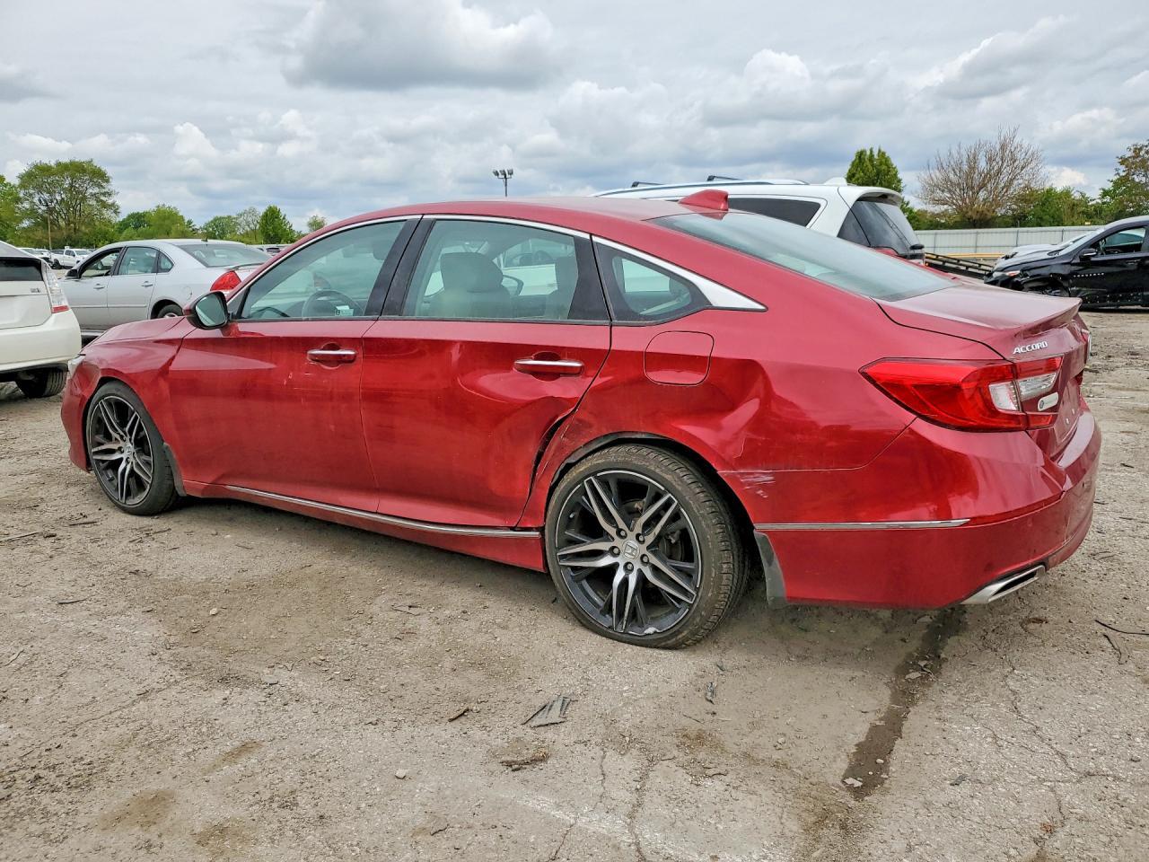 2021 Honda Accord Touring - Image 2