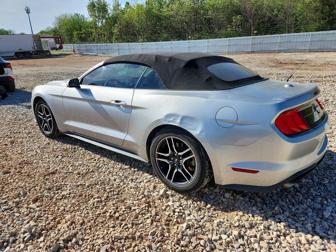 2018 Ford Mustang - Image 2