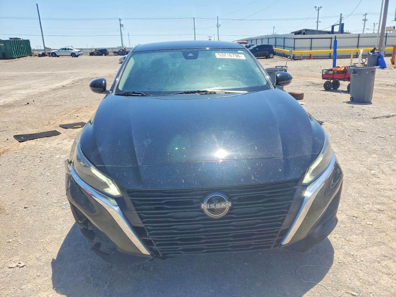 2023 Nissan Altima - Фото 5