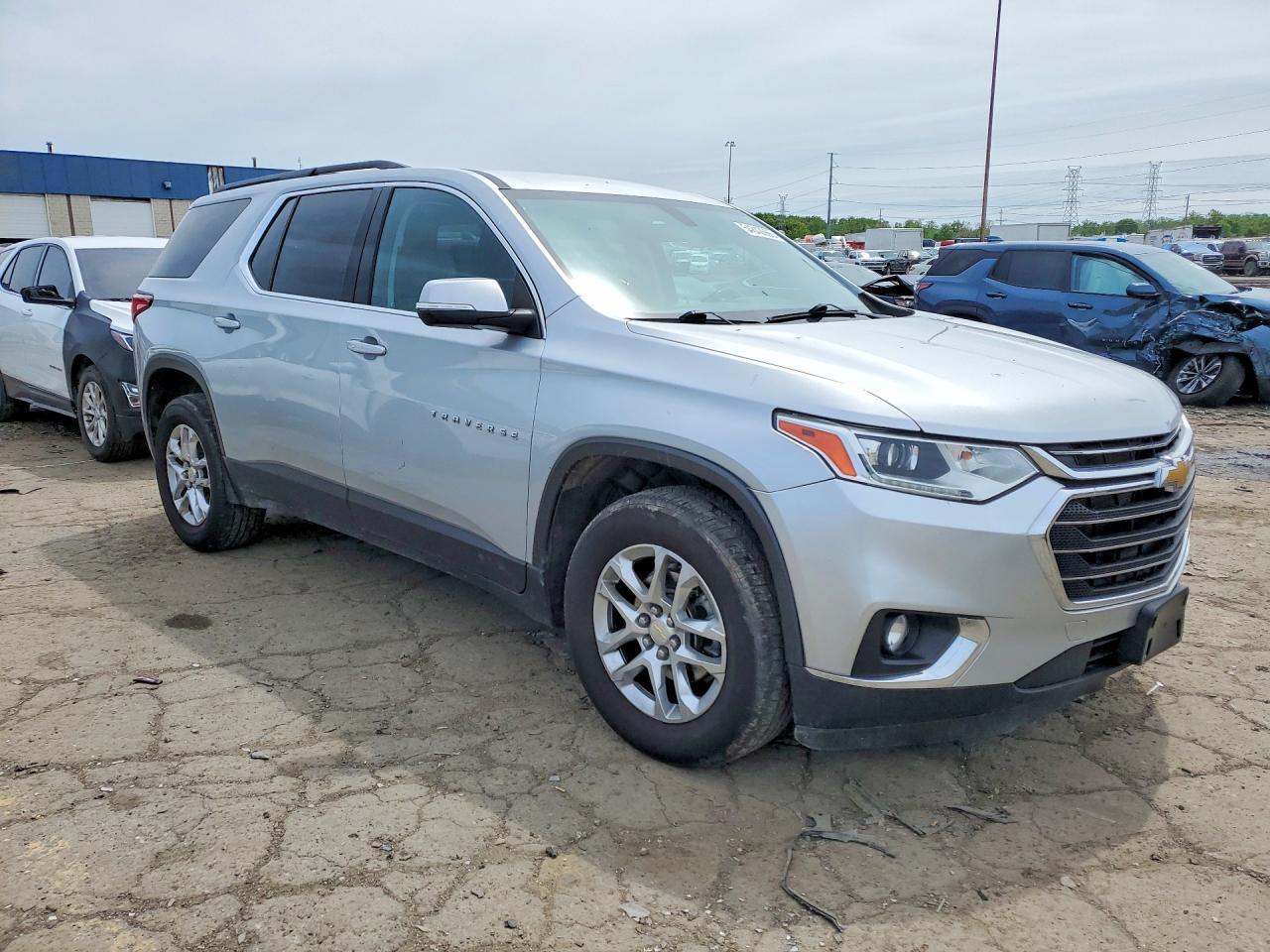 2021 Chevrolet Traverse Lt - Фото 4