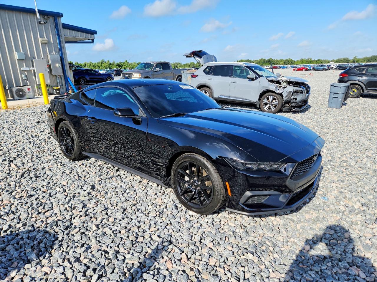 2025 Ford Mustang - Image 4