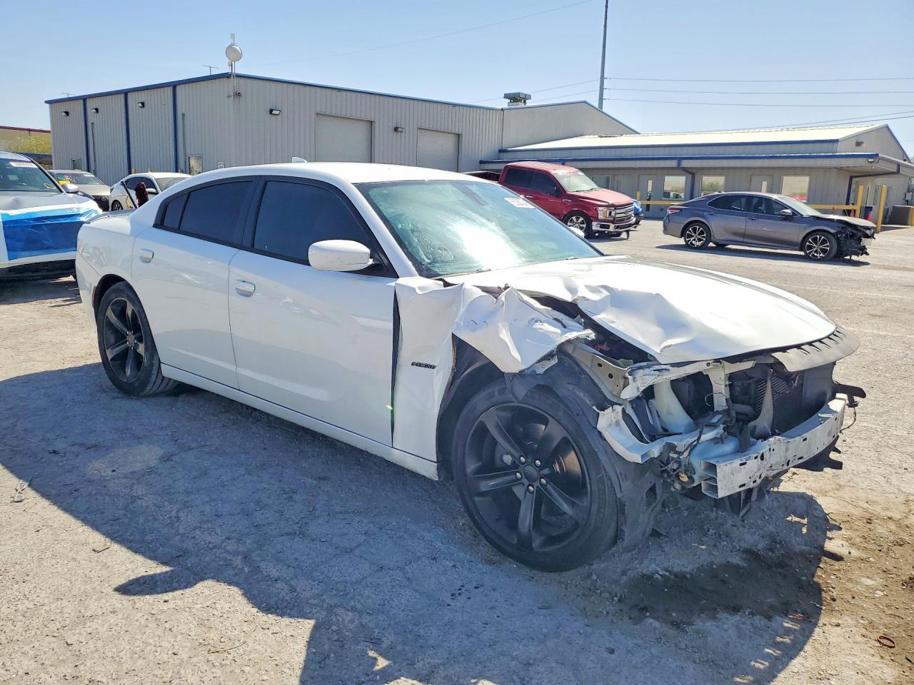 2017 Dodge Charger R - Фото 4