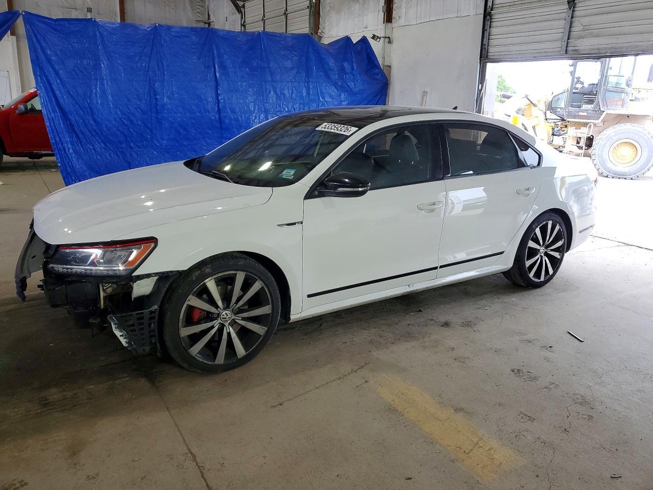 2018 Volkswagen Passat Gt