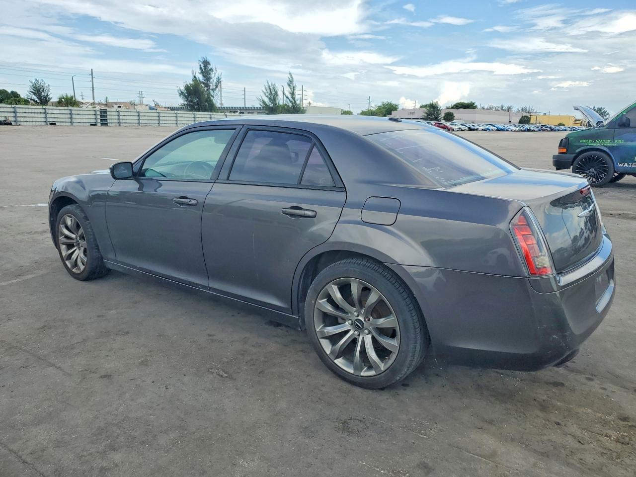 2014 Chrysler 300 S - Image 2