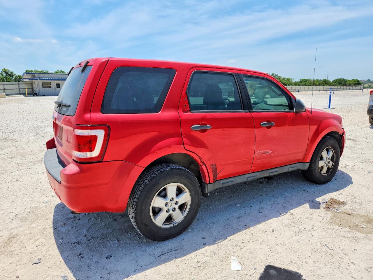 2009 Ford Escape Xls - Фото 3