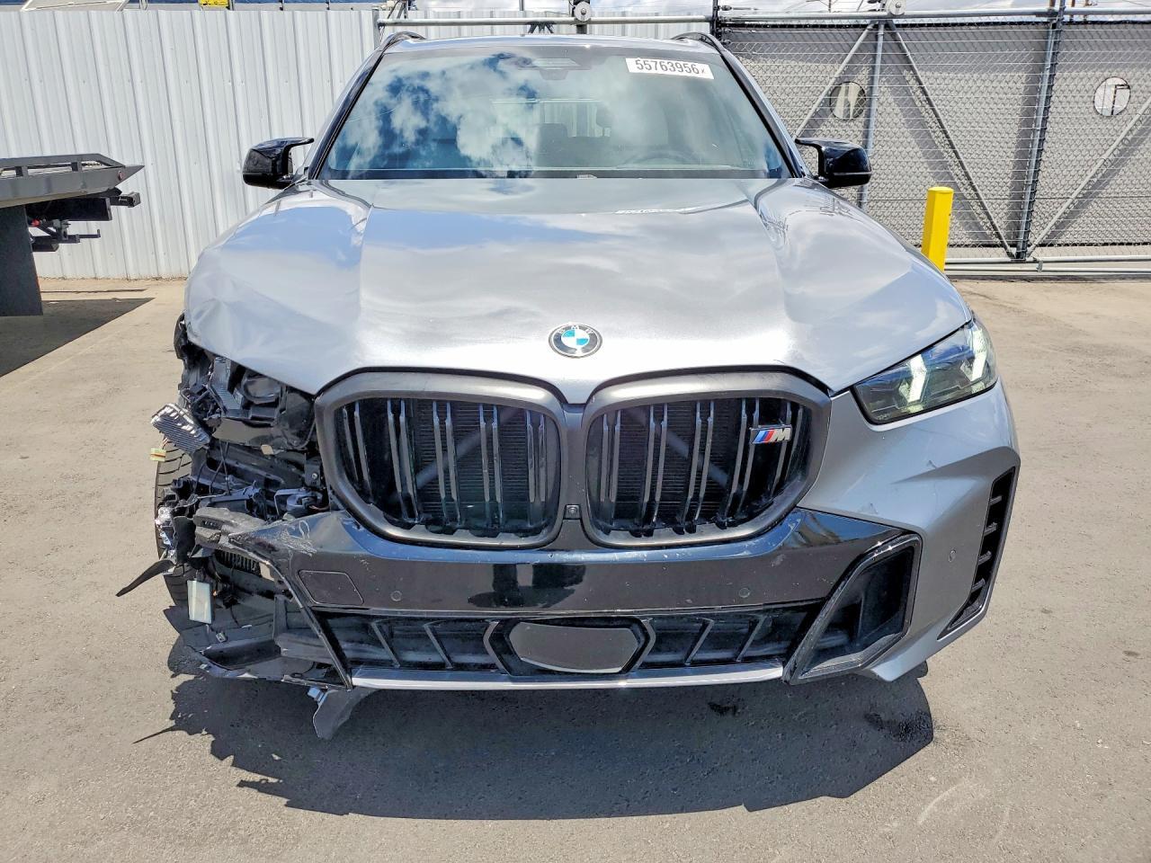 2024 BMW X5 M60I - Фото 5