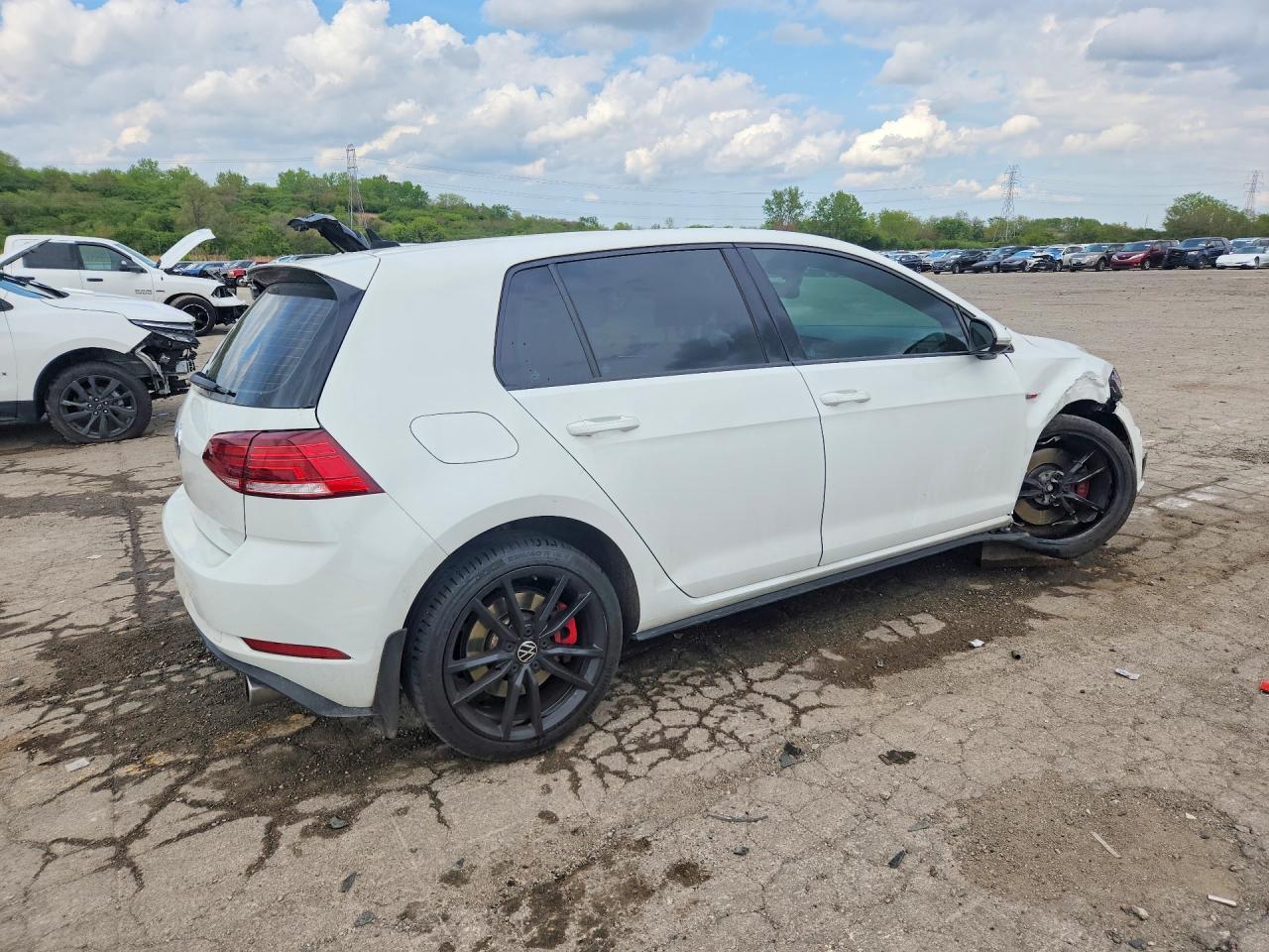 2020 Volkswagen Gti S - Фото 3