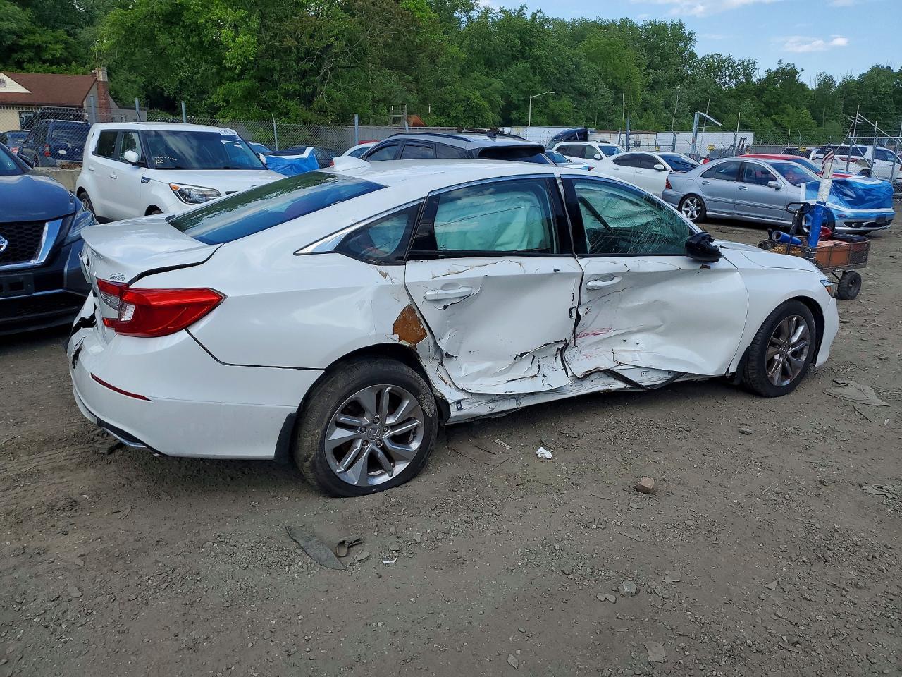 2019 Honda Accord Lx - Фото 3