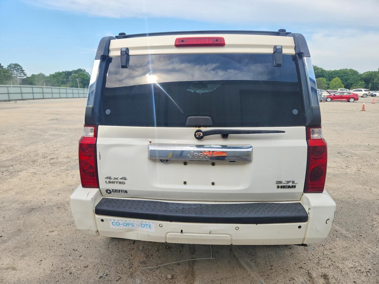 2006 Jeep Commander Limited - Image 6