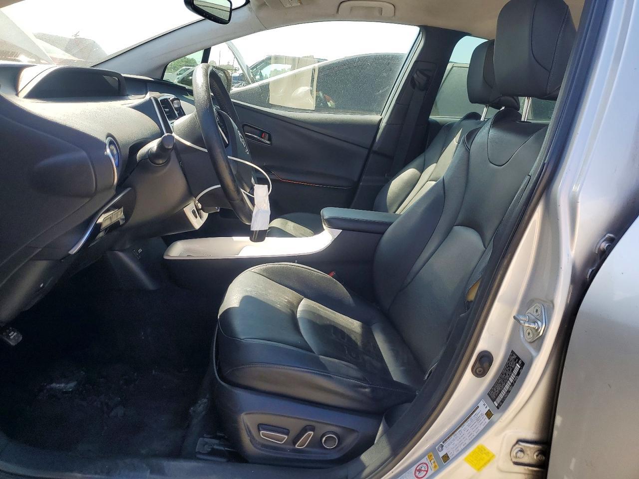 2016 Toyt Prius Hybr - Фото 7
