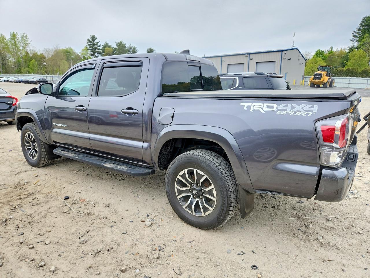 2023 Toyota Tacoma Trd Sport - Image 2