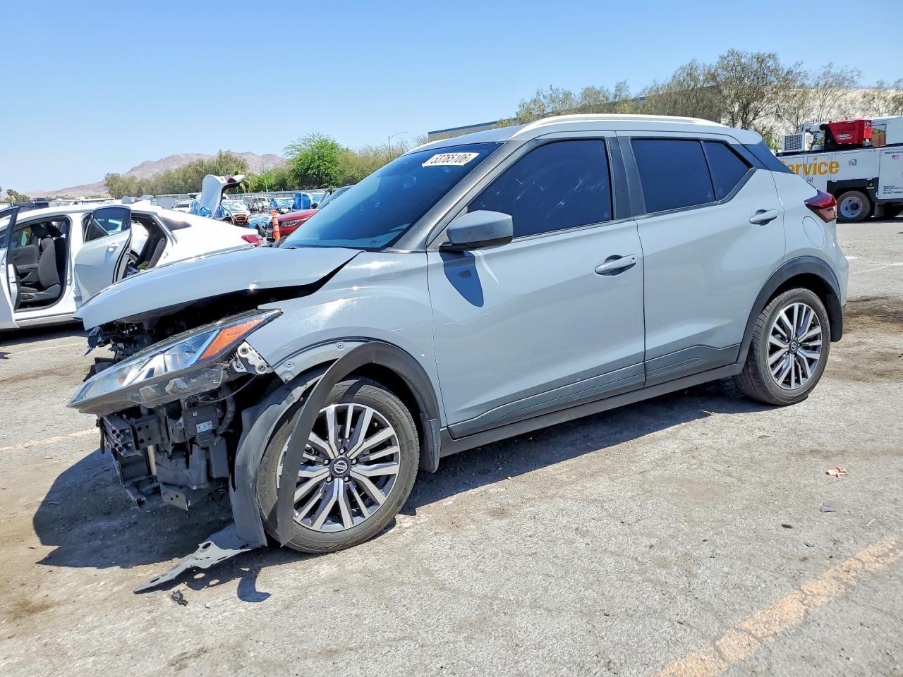 2021 Nissan Kicks Sv