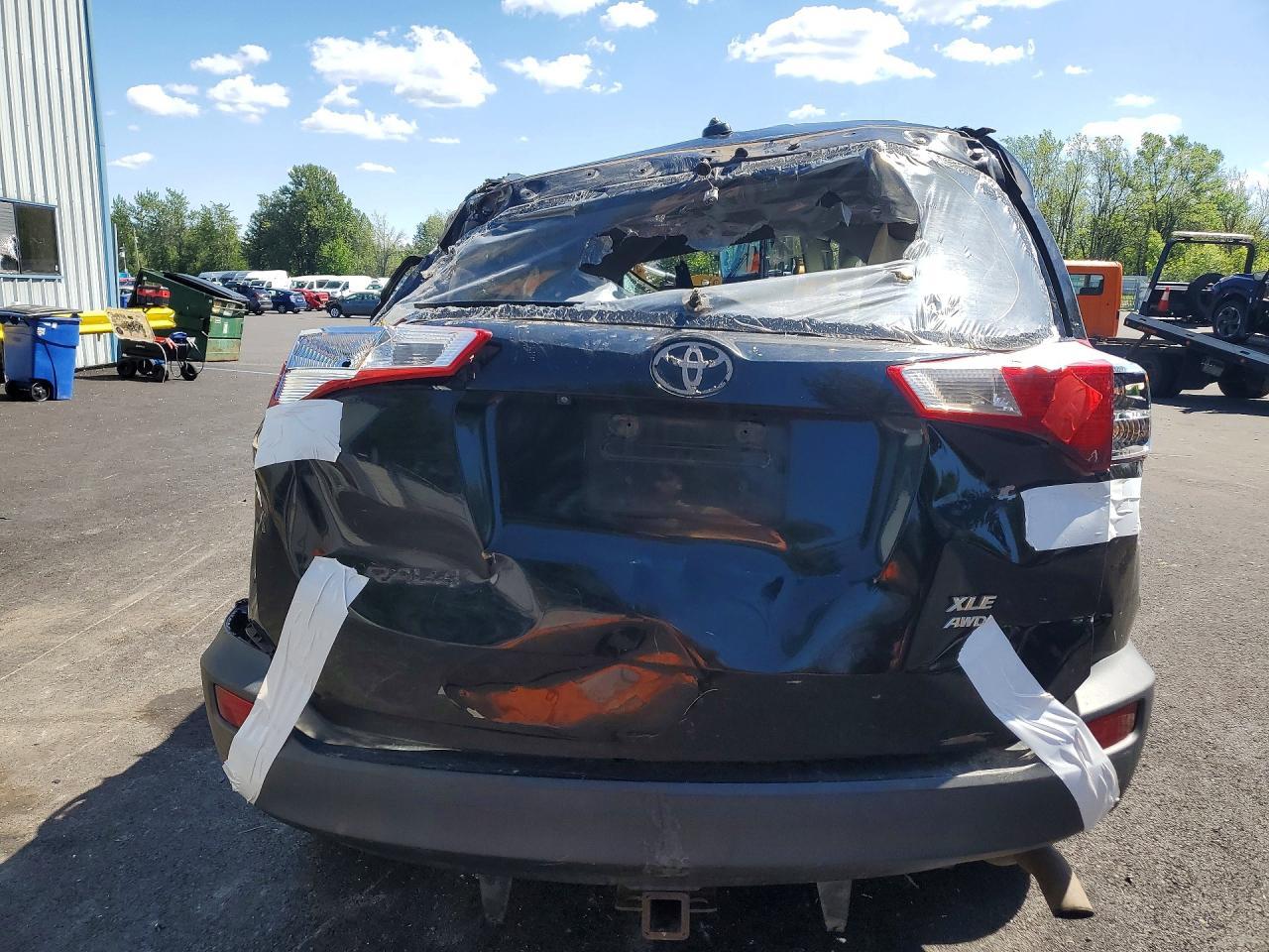 2013 Toyota Rav4 Xle - Image 6