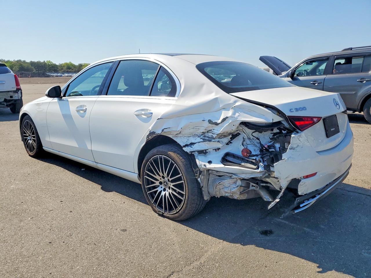 2023 Mercedes-Benz C 300 4Matic - Фото 2