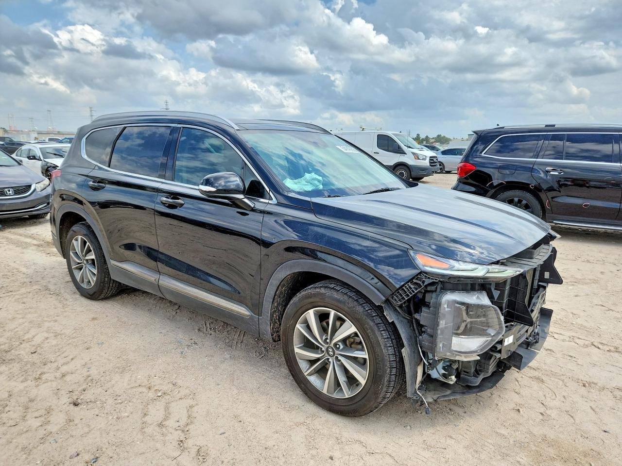 2020 Hyundai Santa Fe - Image 4