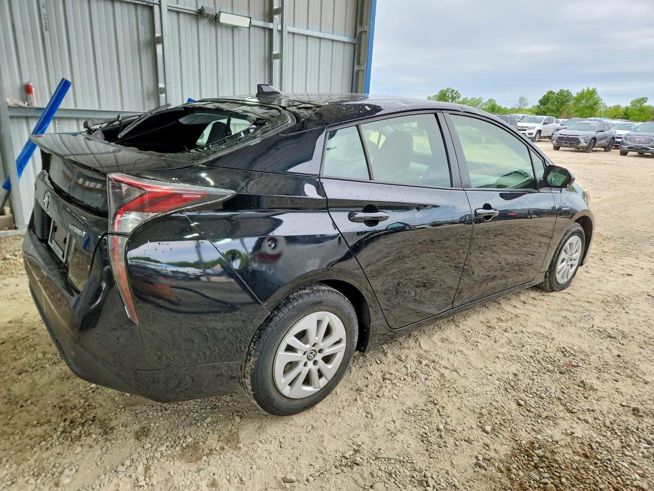 2016 Toyota Prius Two - Фото 3