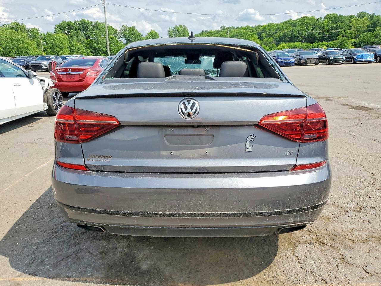 2018 Volkswagen Passat Gt - Фото 6