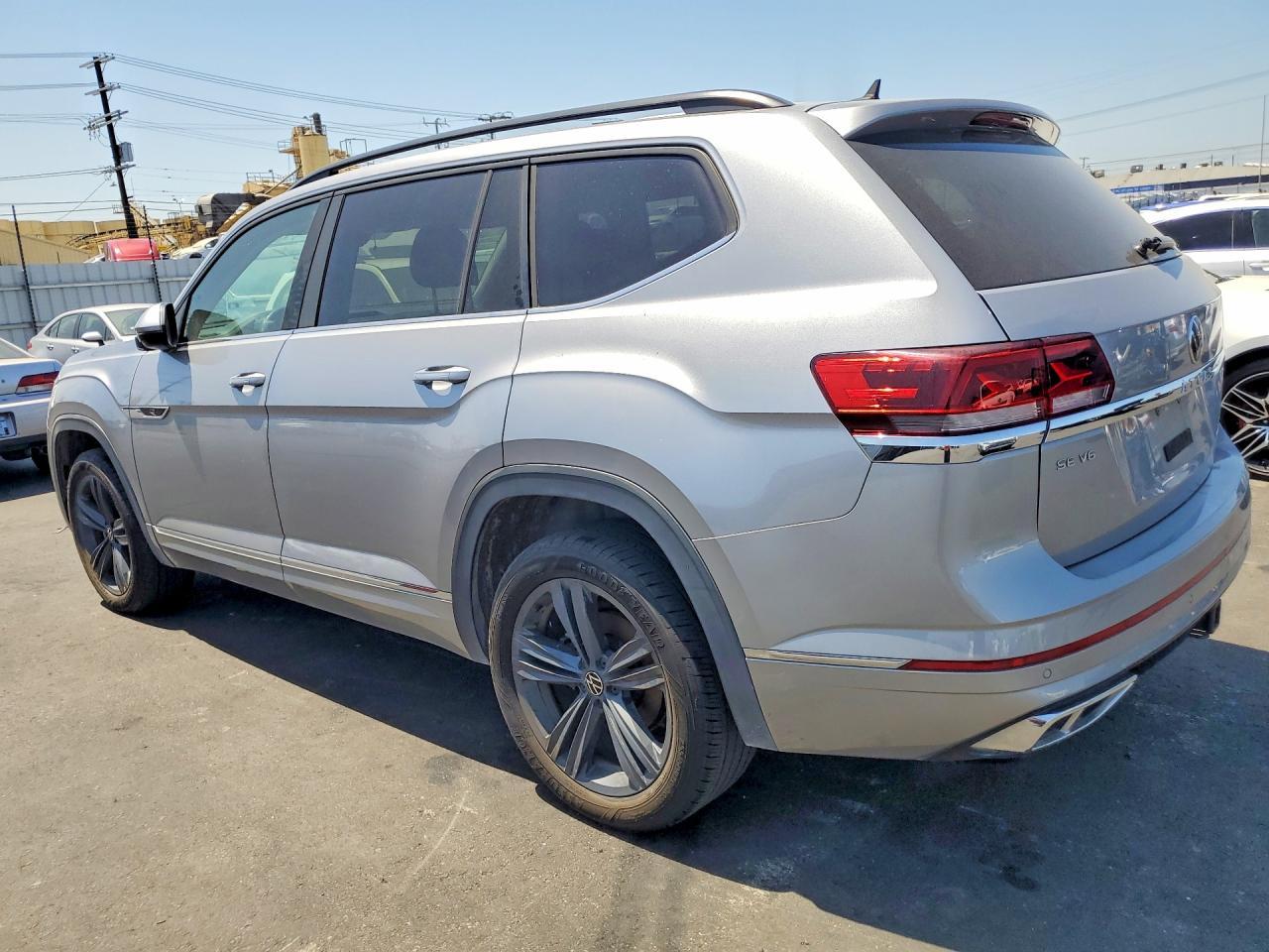 2021 Volkswagen Atlas Se - Фото 2