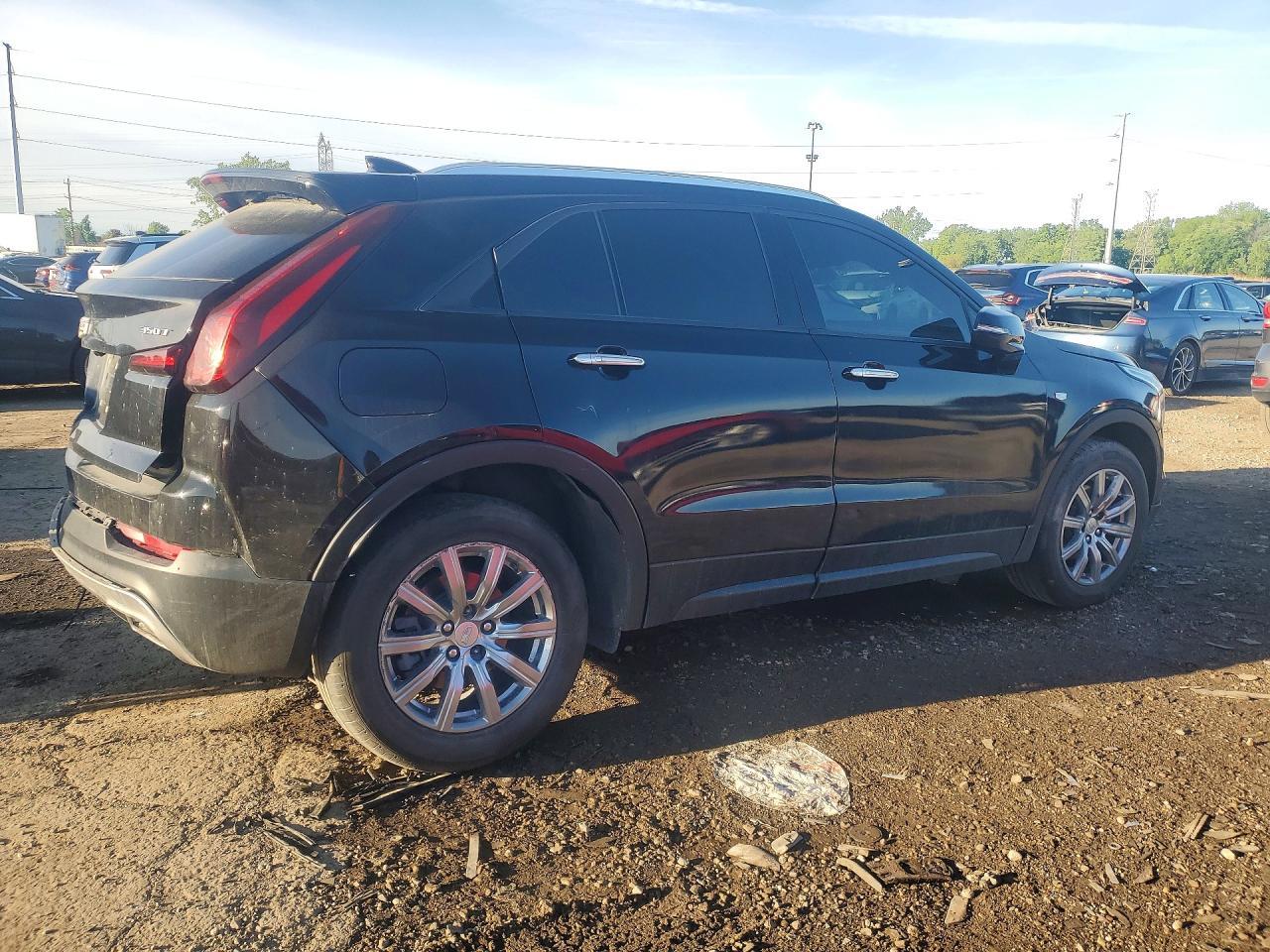 2023 Cadillac Xt4 Premium Luxury - Фото 3