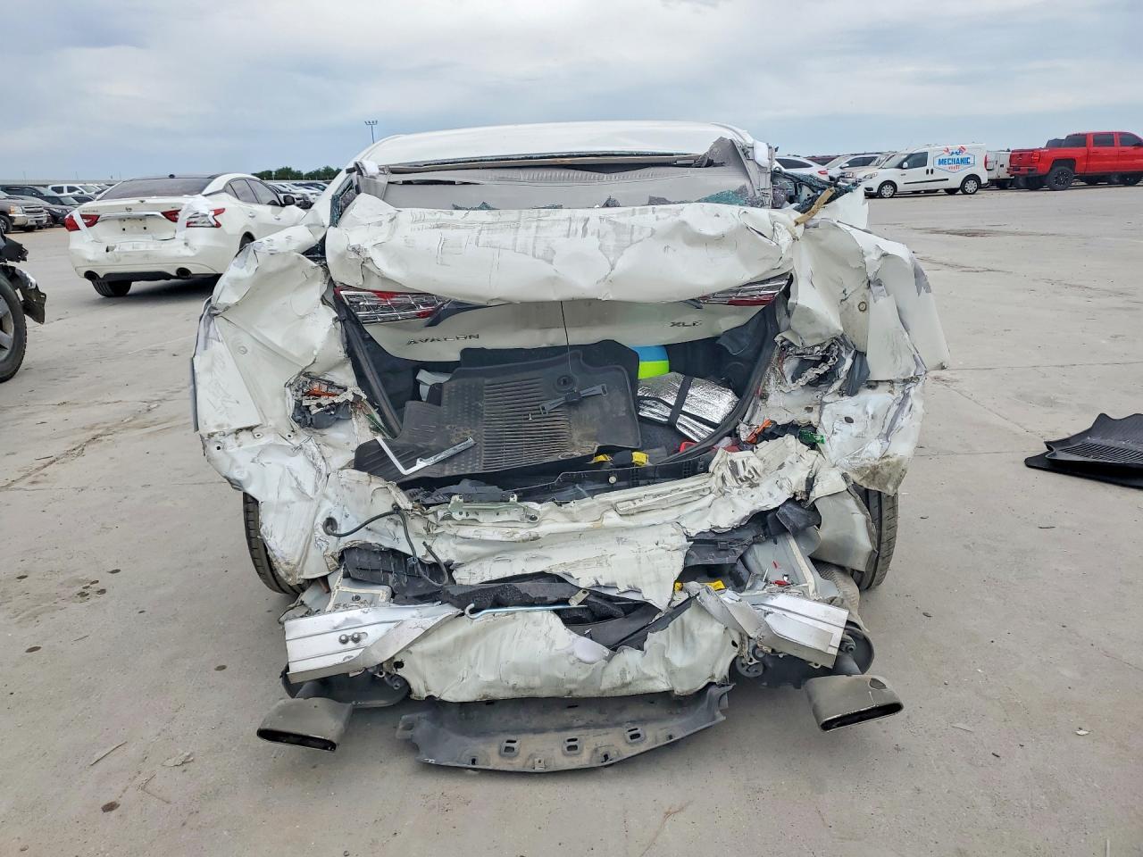 2013 Toyota Avalon Xle - Фото 6