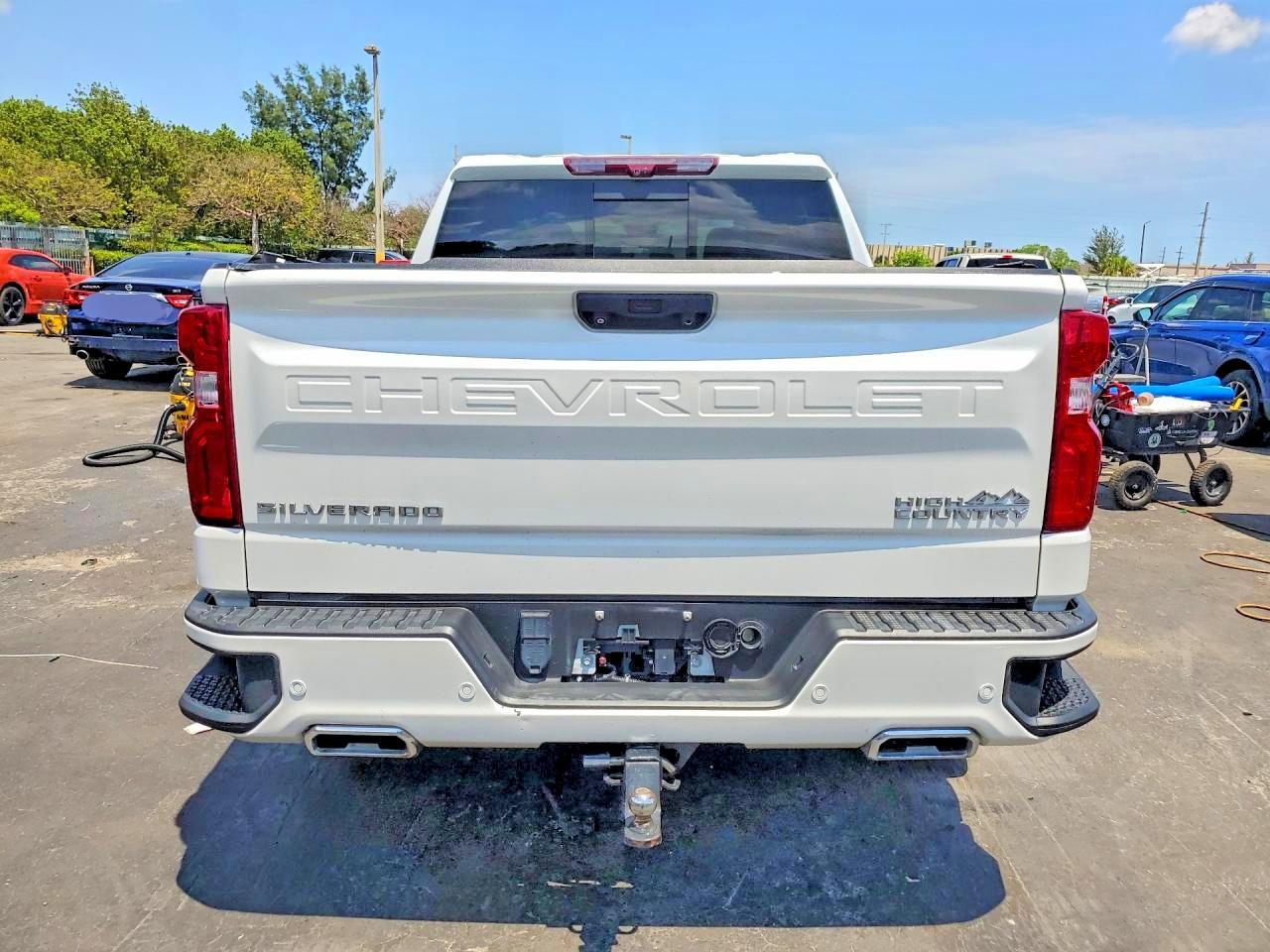 2023 Chevrolet Silverado K1500 High Country - Фото 6