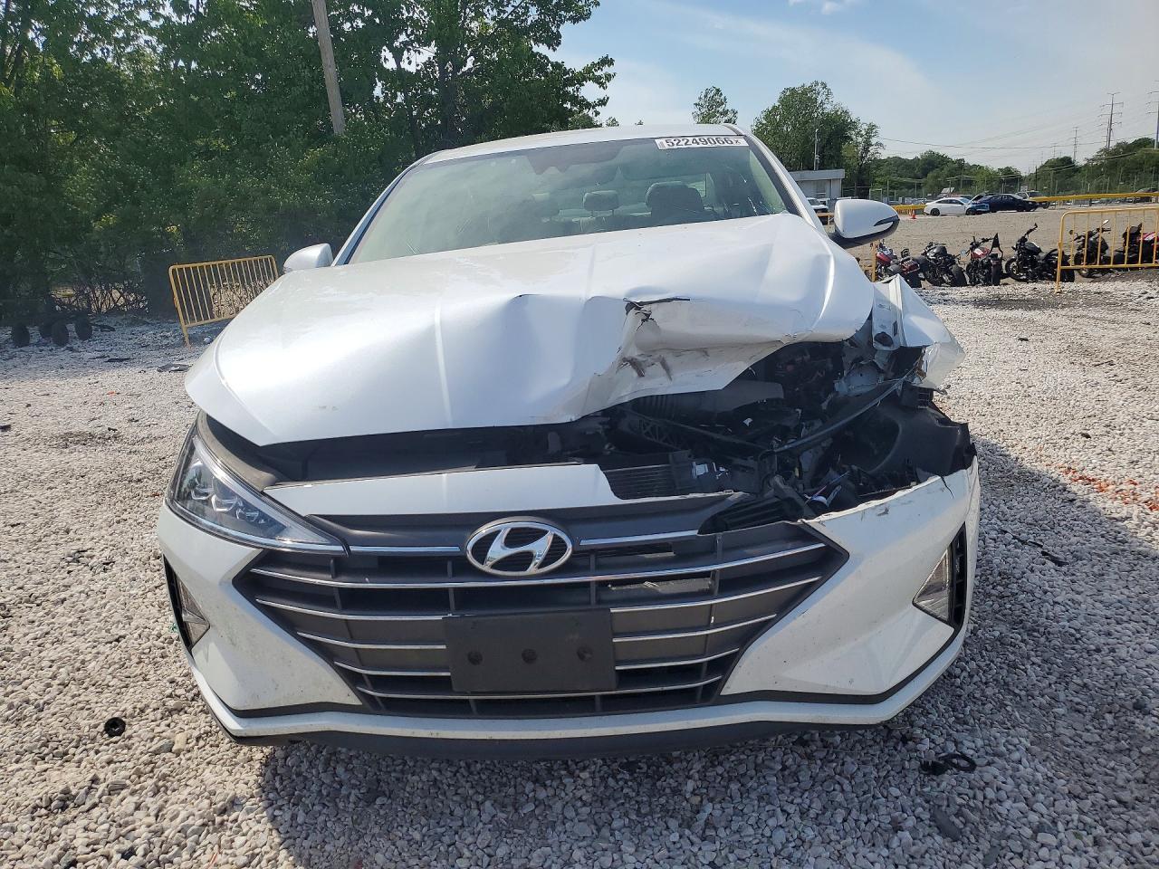 2020 Hyundai Elantra Limited - Image 5