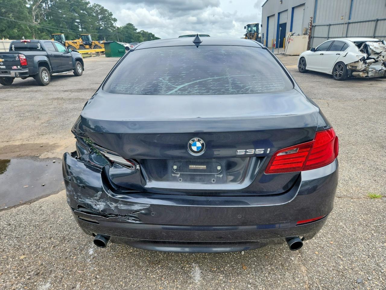 2011 BMW 535 I - Фото 6
