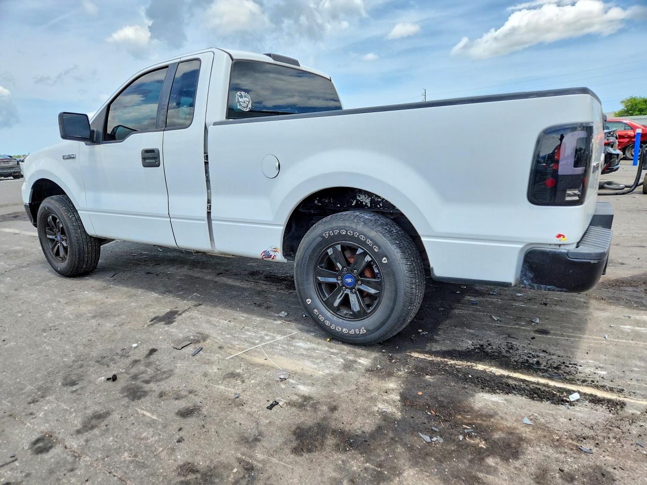 2005 Ford F150 - Image 2
