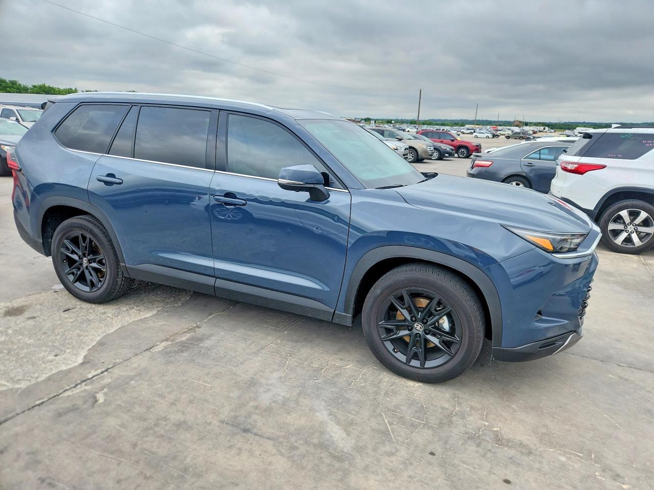 2026 Toyota Grand Highlander Hybrid Limited - Фото 4