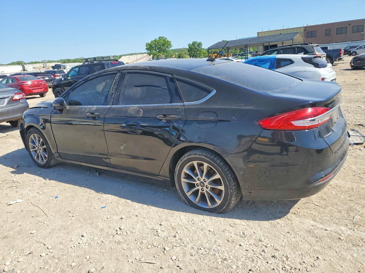 2017 Ford Fusion 4D 2Wd - Фото 2