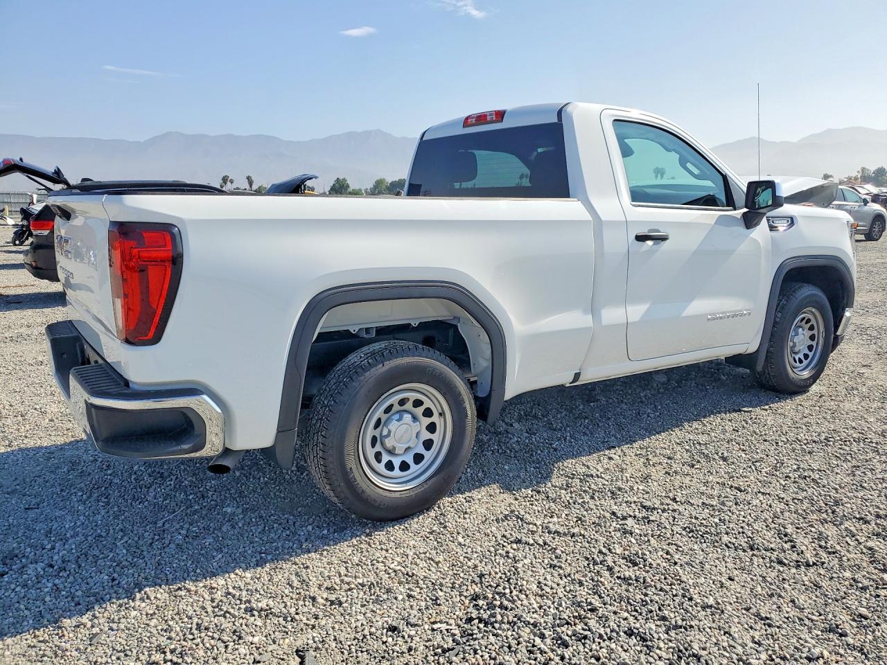 2026 GMC Sierra C1500 - Image 3