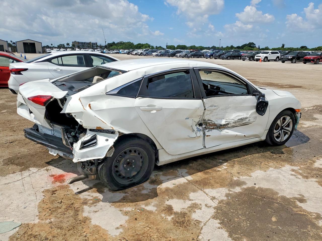 2018 Honda Civic Lx - Image 3