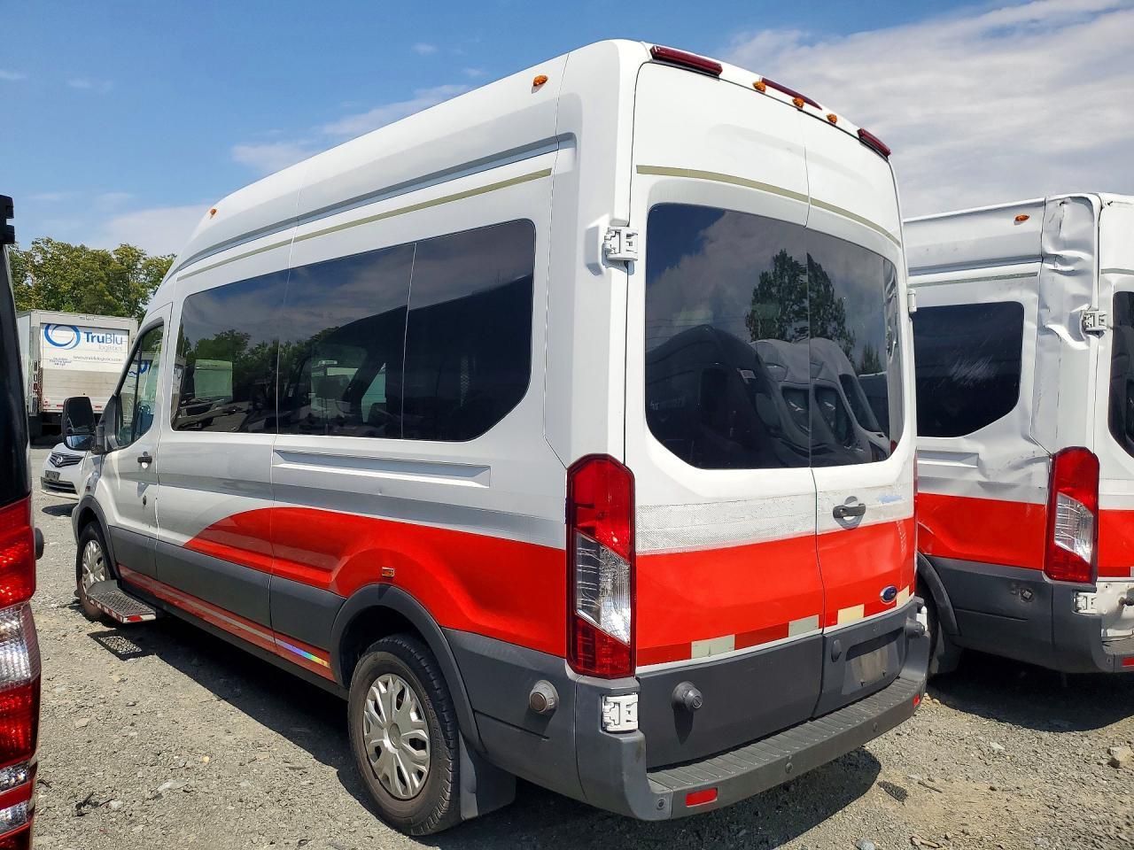 2017 Ford Transit T-350Hd Handicap Accessible Van - Фото 2