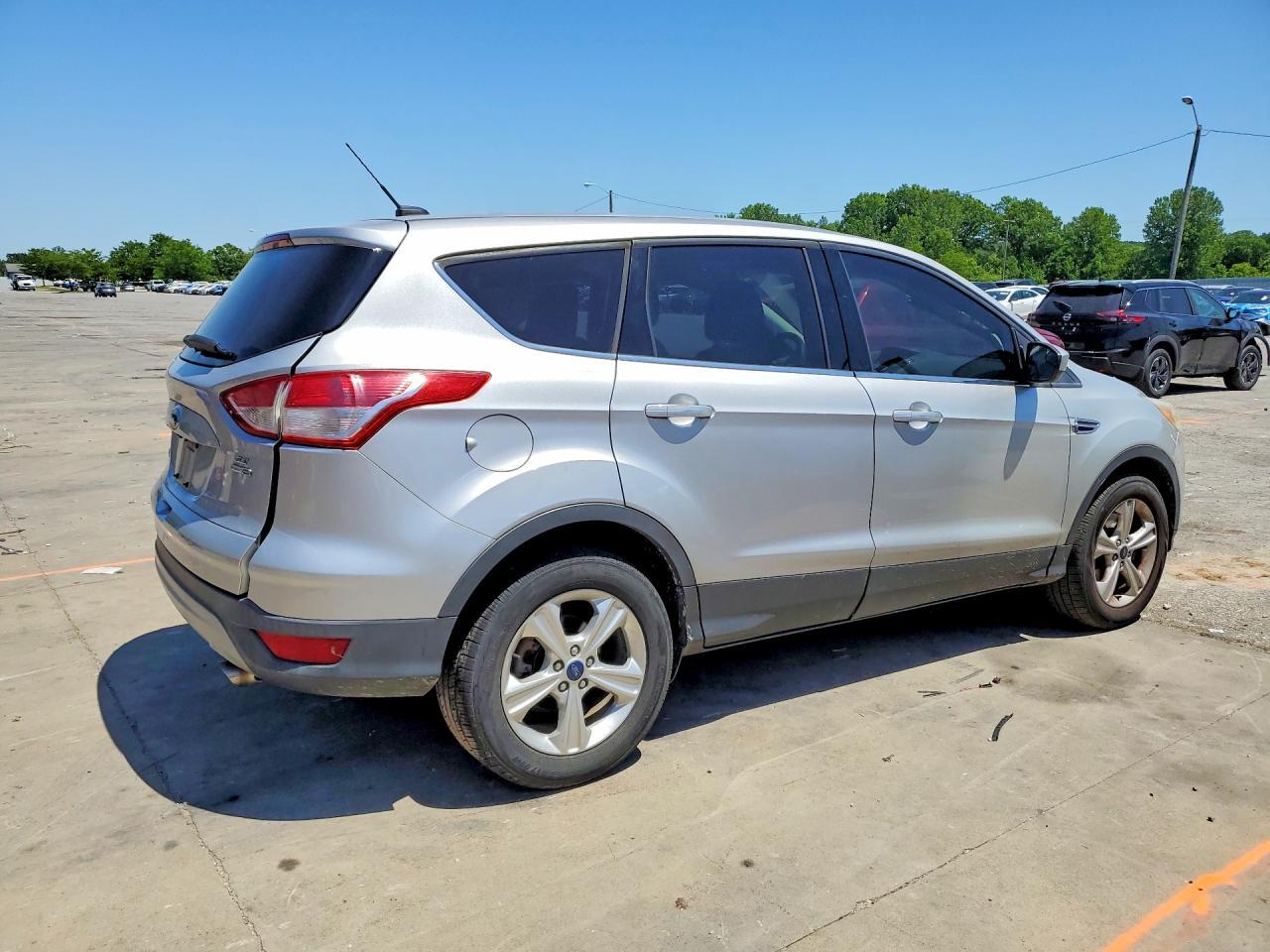 2015 Ford Escape Se - Фото 3