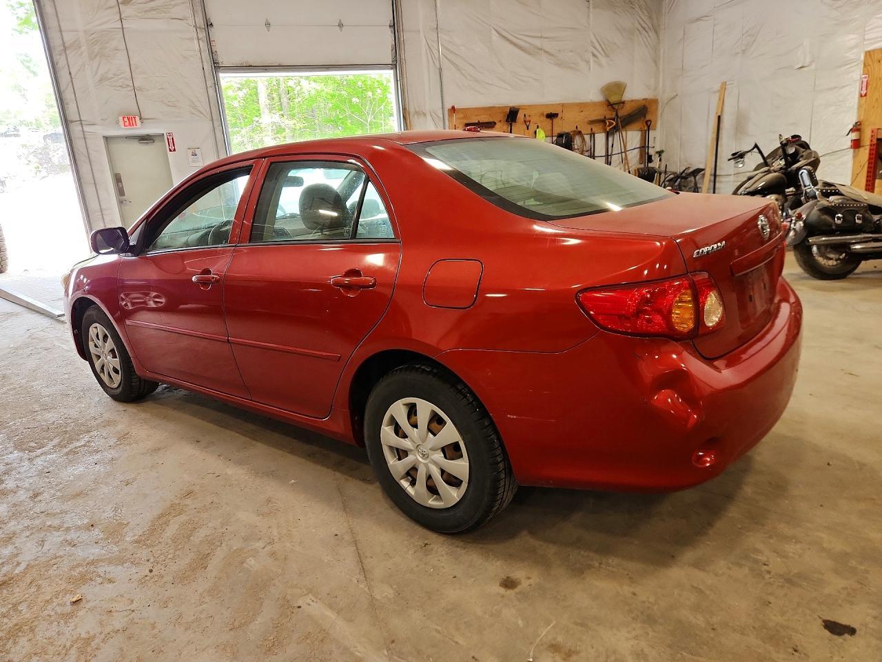 2009 Toyota Corolla - Фото 2