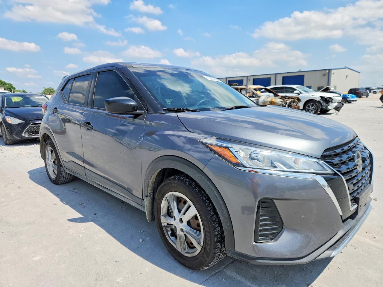 2021 Nissan Kicks S - Фото 4
