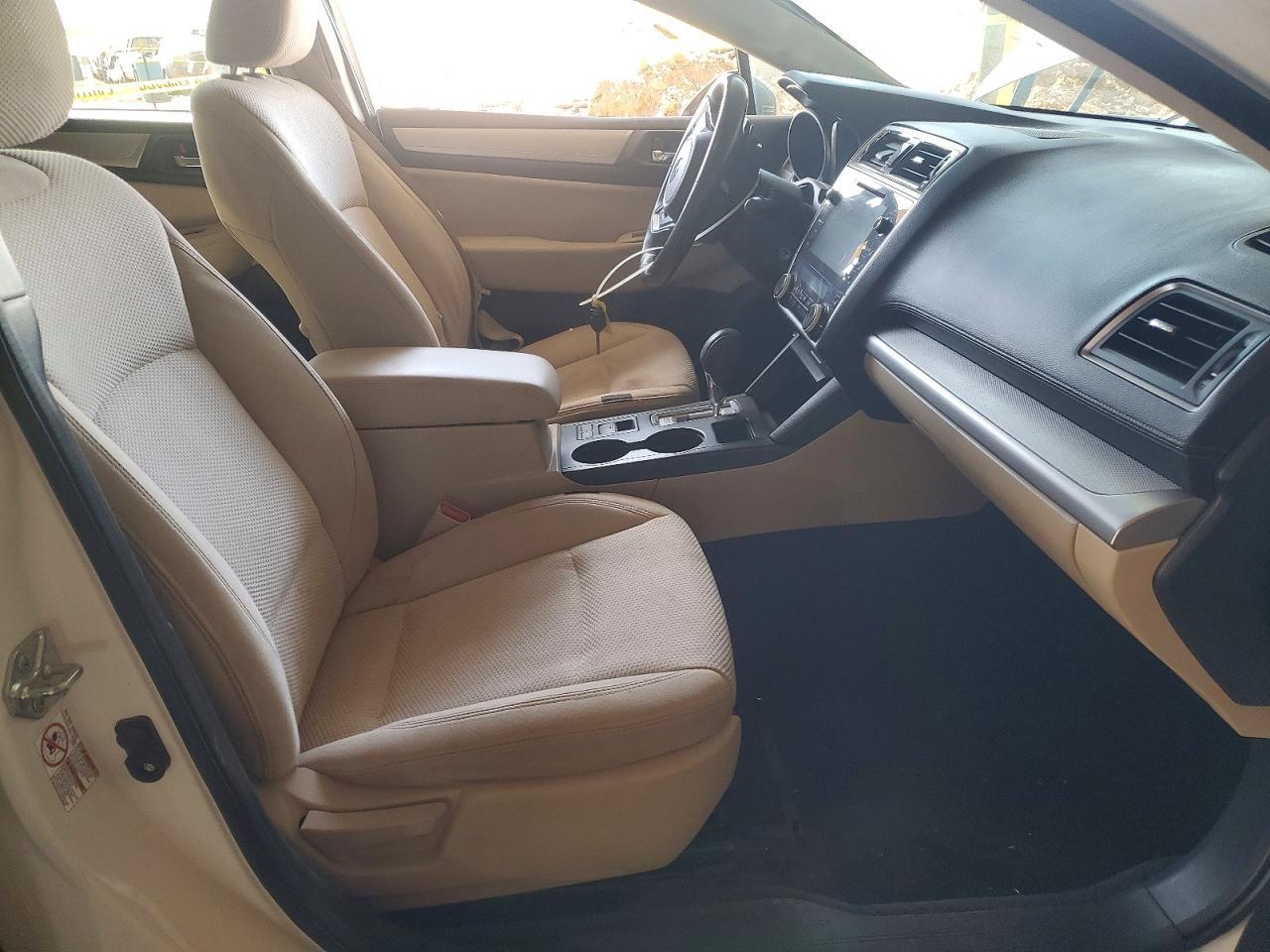 2018 Subaru Outback 2.5I Premium - Image 7