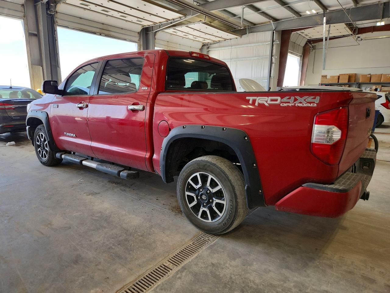 2017 Toyota Tundra Sr5 - Фото 2
