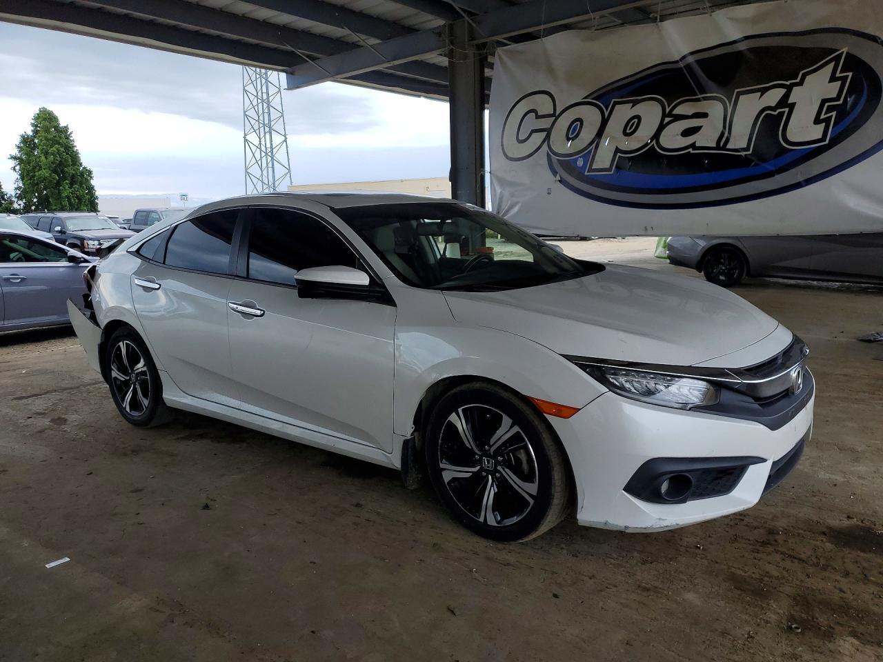 2017 Honda Civic Touring - Фото 4