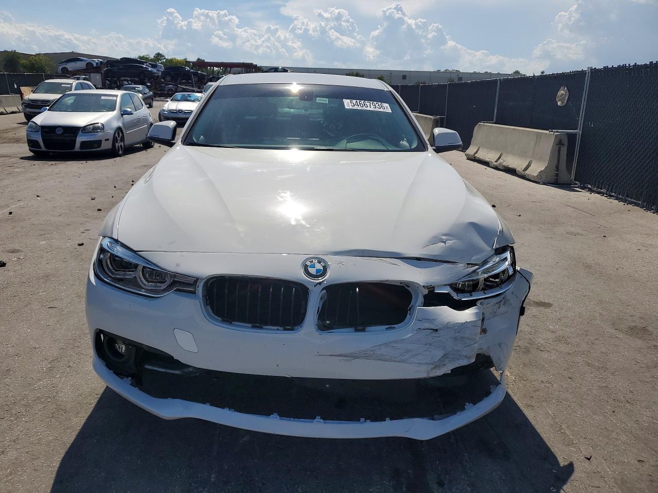 2018 BMW 320 I - Image 5