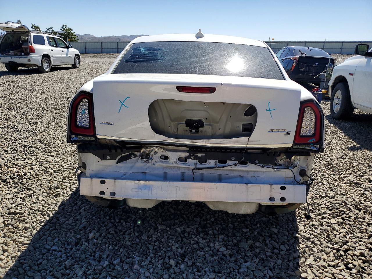 2019 Chrysler 300 S - Фото 6