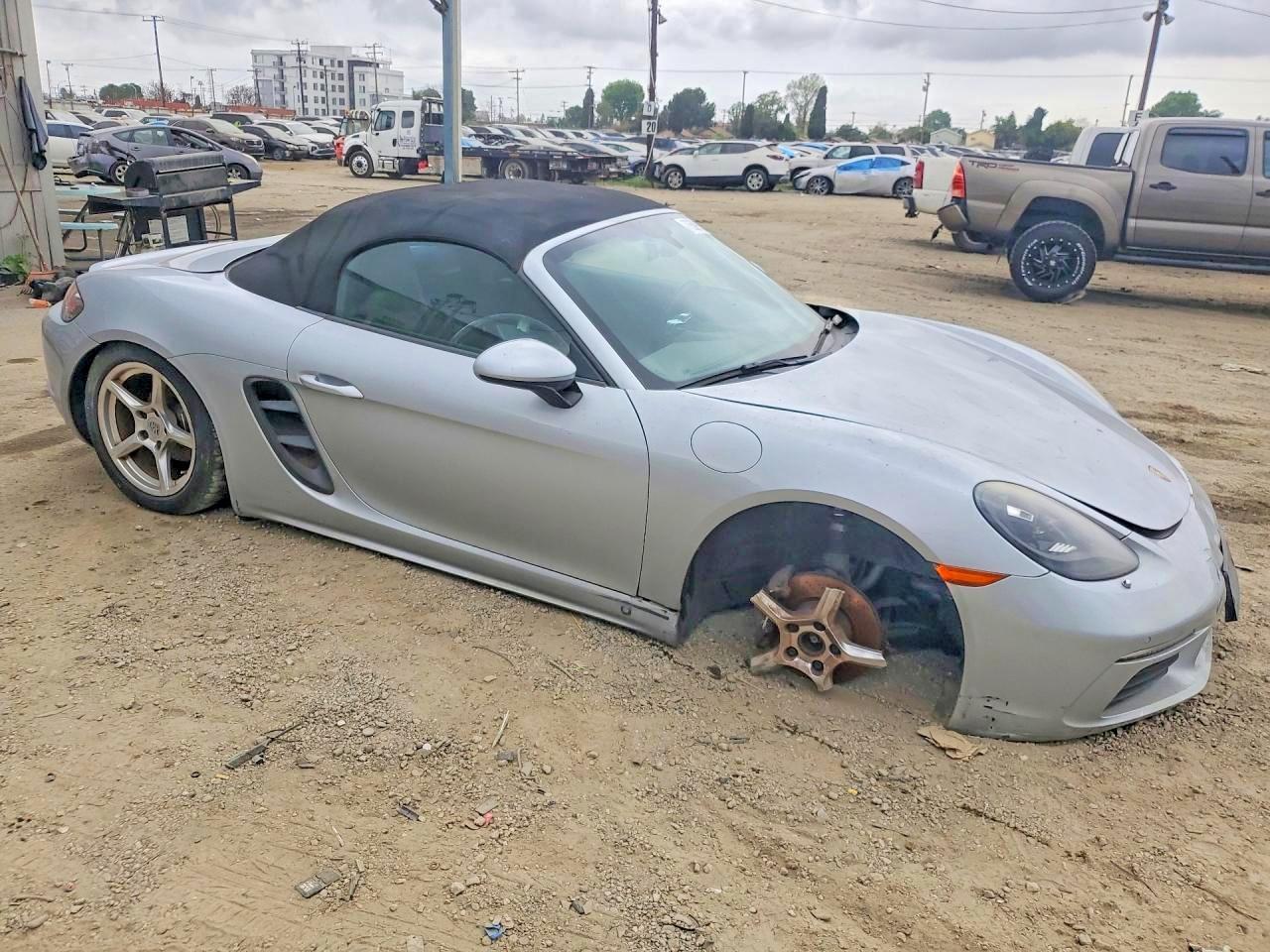 2017 Porsche Boxster - Фото 4