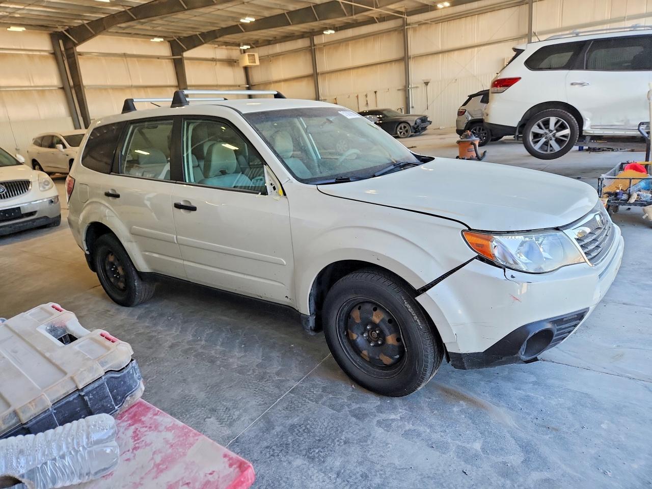 2010 Subaru Forester 2.5X - Фото 4