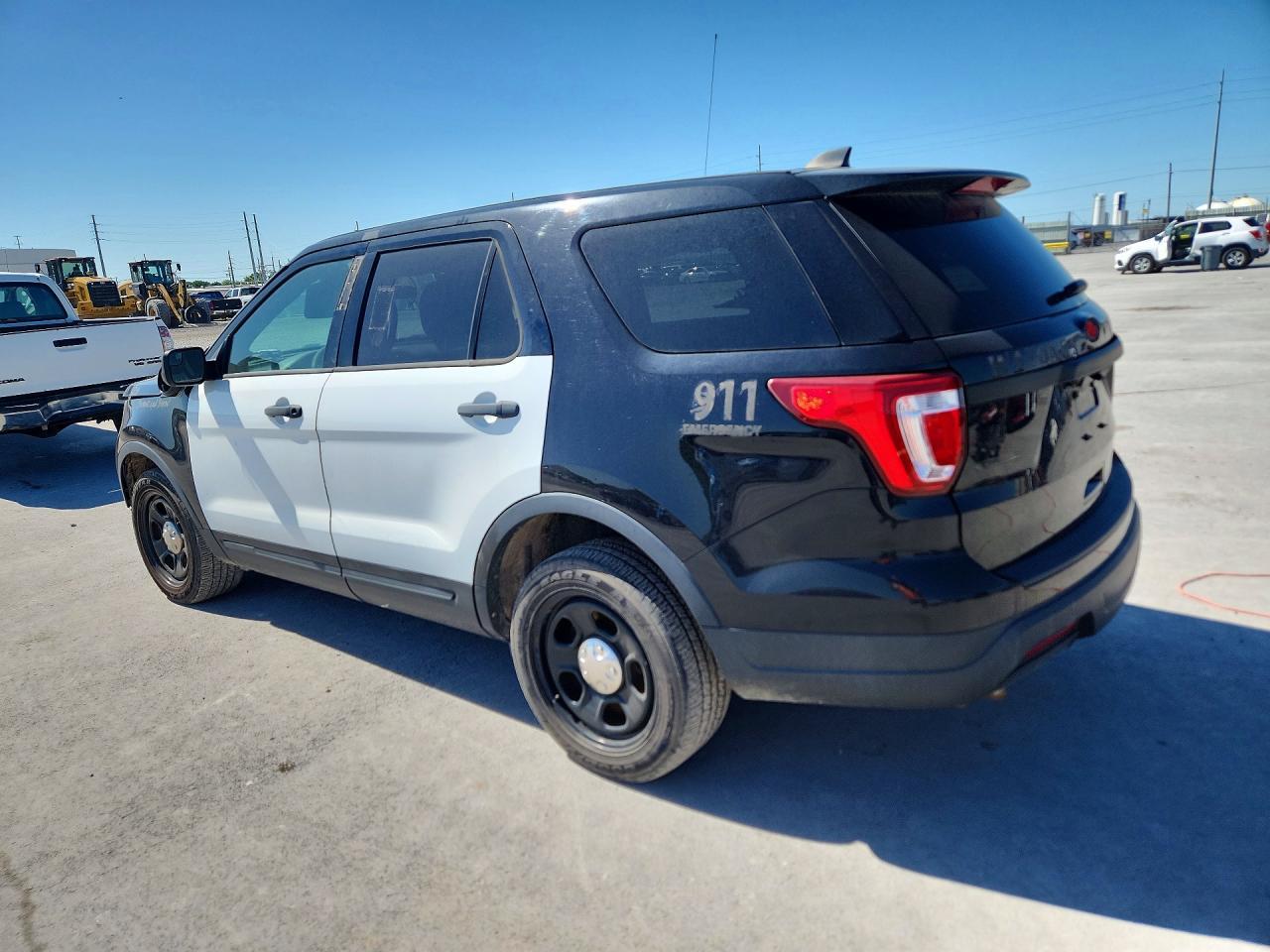 2019 Ford Explorer Police Interceptor - Фото 2