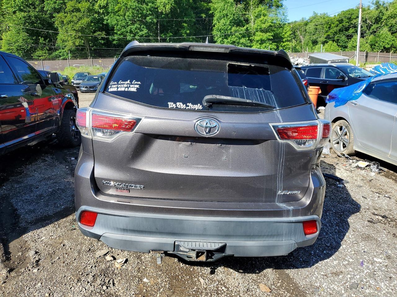 2015 Toyota Highlander Le Plus - Фото 6