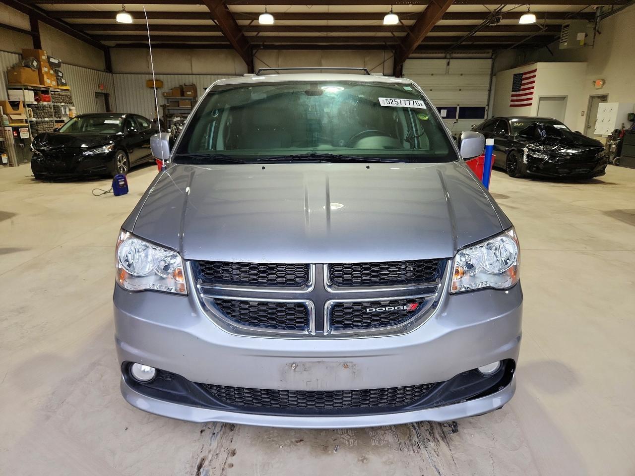 2019 Dodge Grand Caravan Sxt - Фото 5