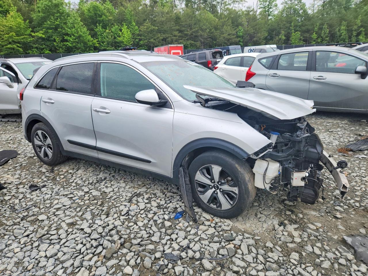 2017 Kia Niro Lx - Фото 4