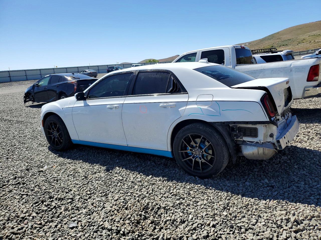 2019 Chrysler 300 S - Фото 2
