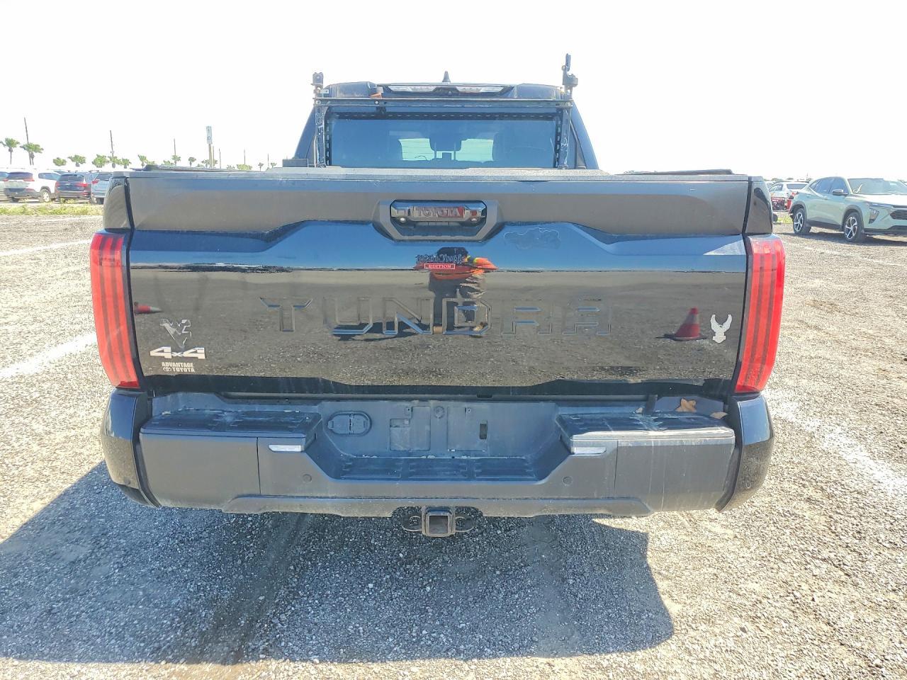 2023 Toyota Tundra Crewmax Sr5 - Фото 6